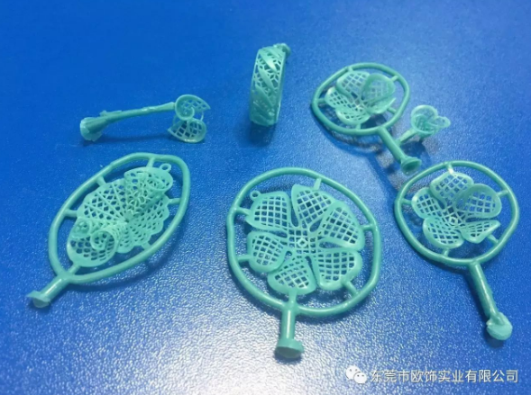 1561776919999904.png image.png